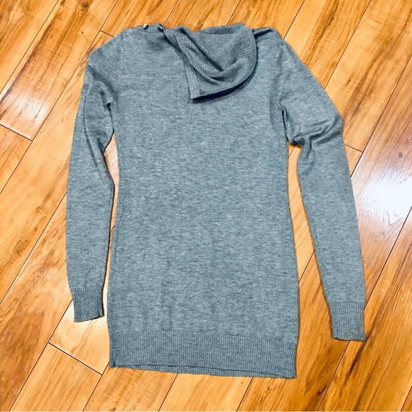 H&M grey gray sweater ribbed knit small preppy winter cozy athlesiure small - Picture 3 of 3